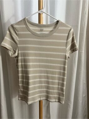 GAP size medium t- shirt, tan and white stripes, neutral colors